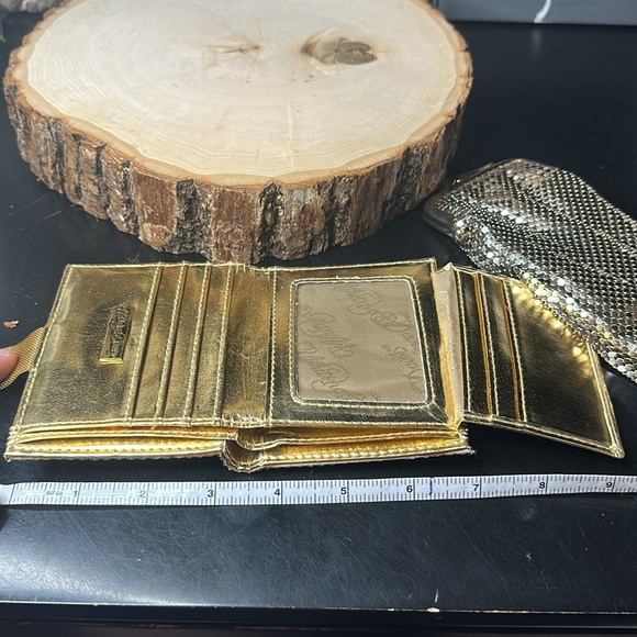 Whiting & Davis Set of Two Elegant Gold Sequin Women's Clutch Set - Picture 8 of 15